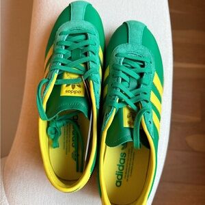 Adidas TOKYO SHOES Women Size 8